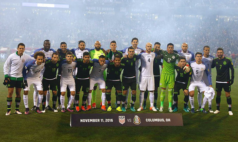 Selección Nacional de México se toma la foto oficial junto a Estados Unidos